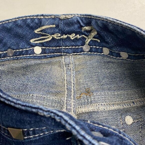 SEVEN7 Women’s Studded‎ Distressed Denim Jeans Size 31 Blue 
Inseam 30” - Picture 12 of 13